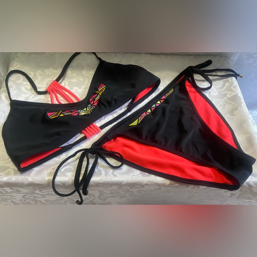 Rampage Bikini, Large, worn once